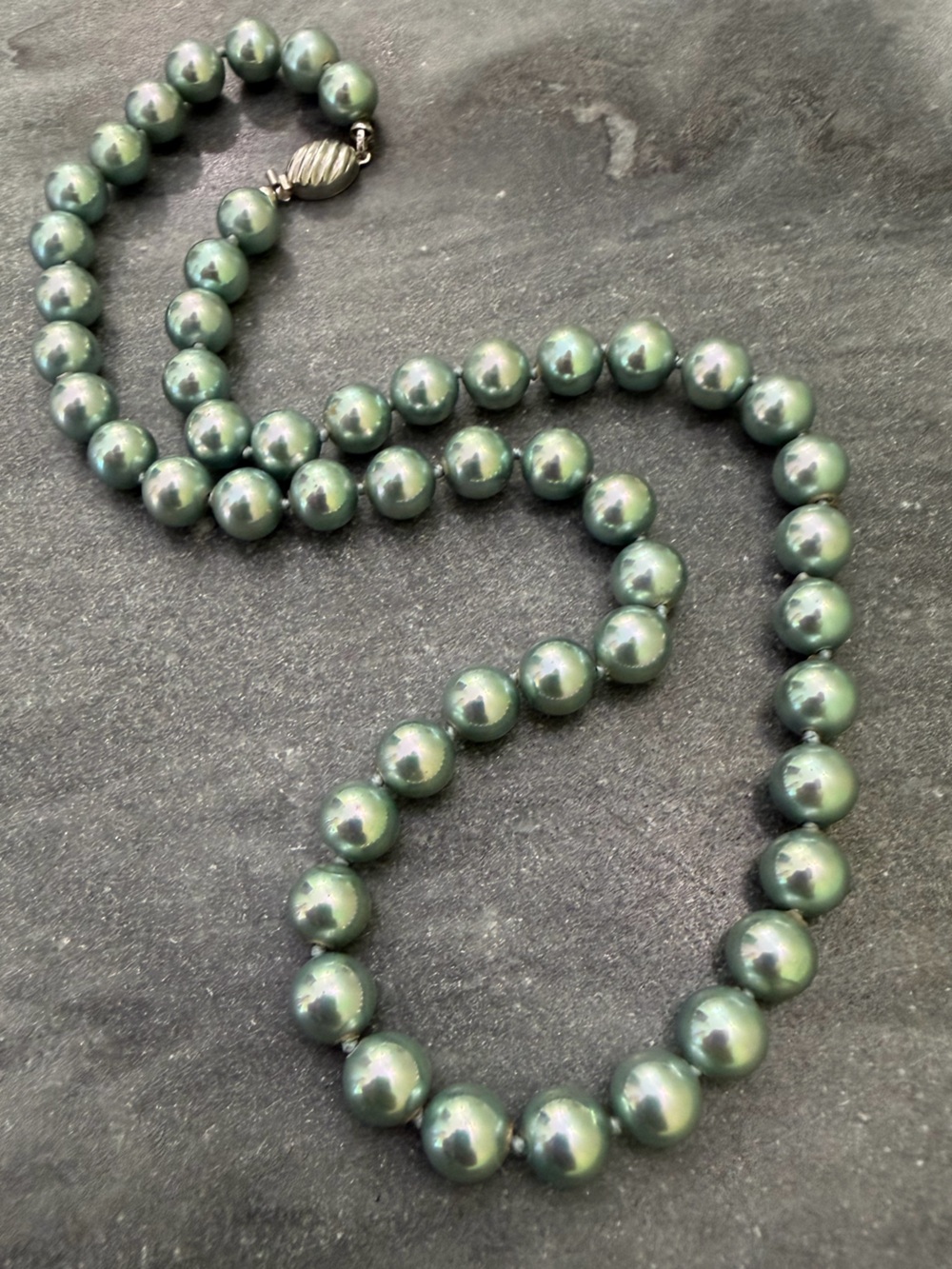 Vintage Light Blue Short Pearl Necklace